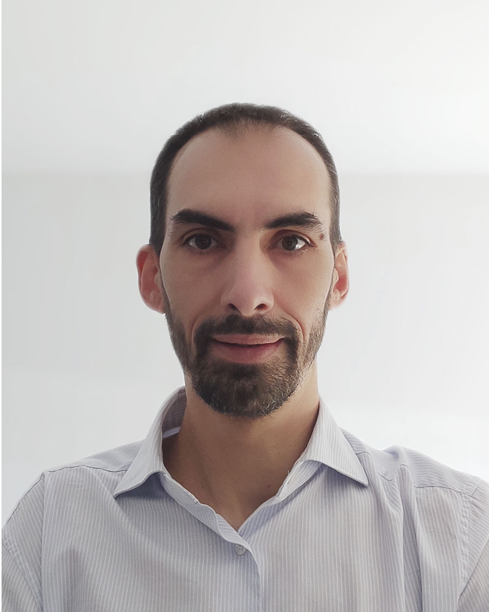 Fotografía profesional de Rubén Rueda, fundador de Ecomsoft